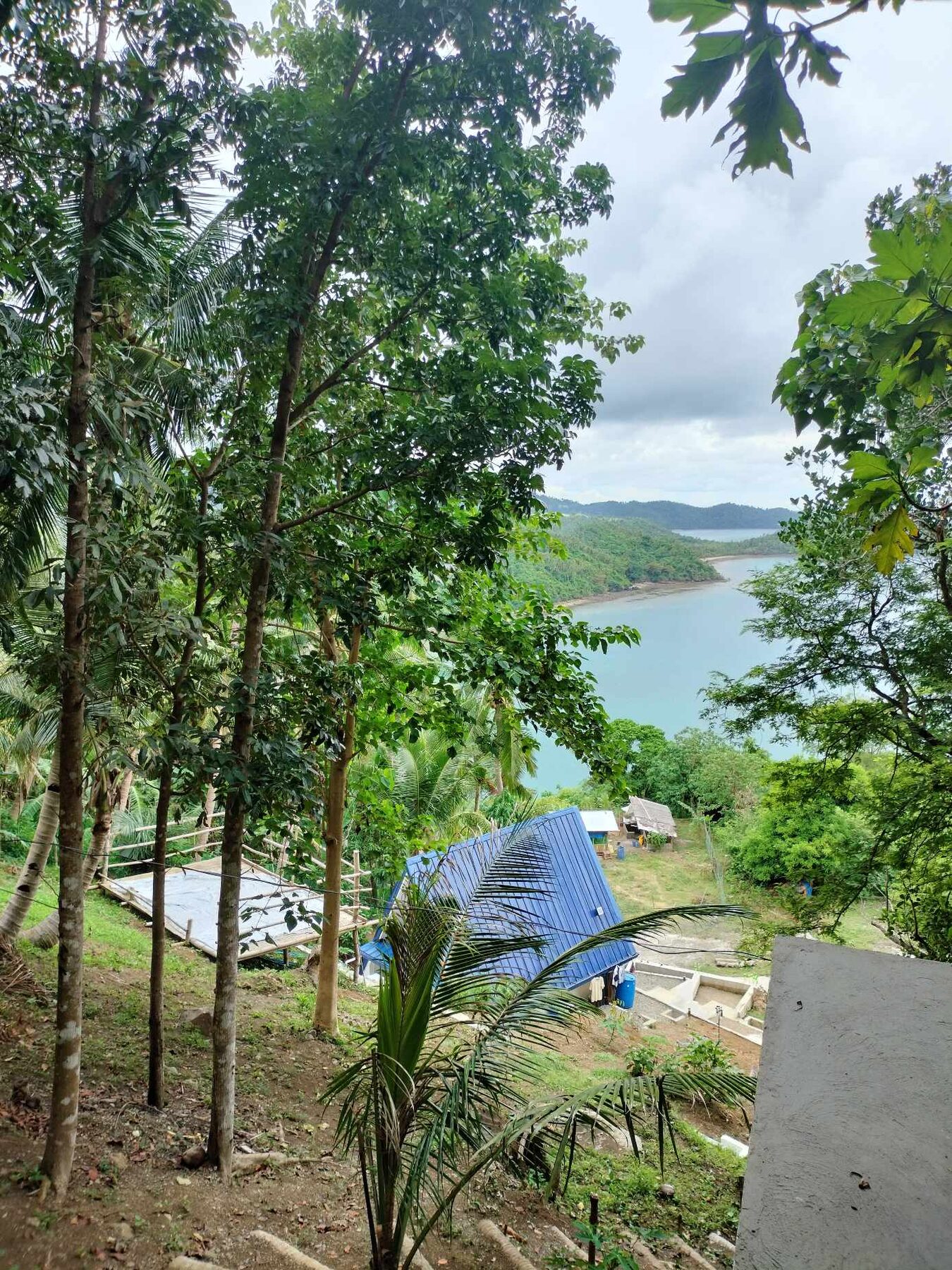 Camping Mirador hillside campground overlooking the bay in Mogpog, Marinduque