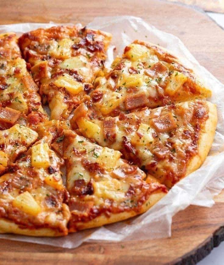 Pizza served at the on-site La Veranda Cafe