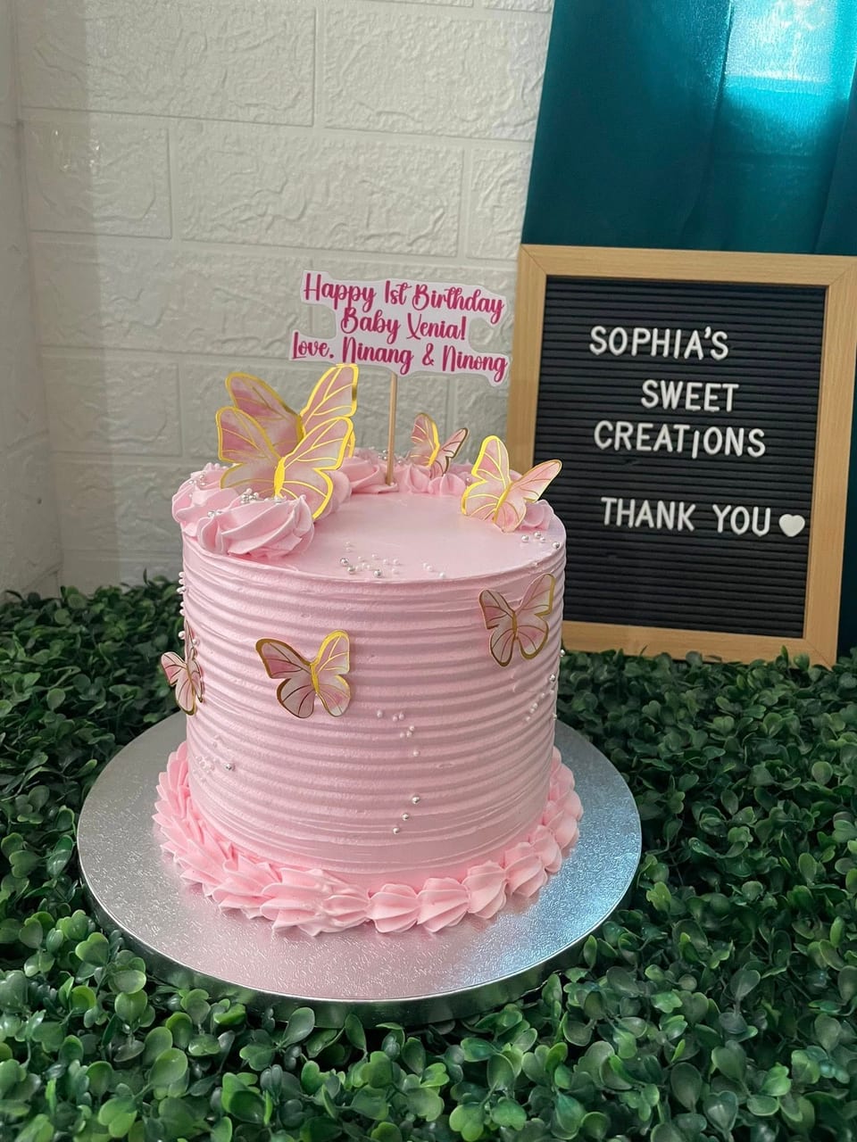 C:\Users\hilbe\OneDrive\Desktop\PH WEBSITE COMPANY\Marinduque Guide\Marinduque Guide\Attraction Images\Additional\Sophia_s Sweet Creations — Sophia s Sweet Creations custom cake