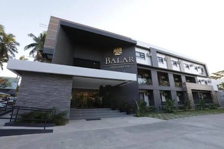 Front entrance and driveway of Balar Hotel and Spa in Boac, Marinduque