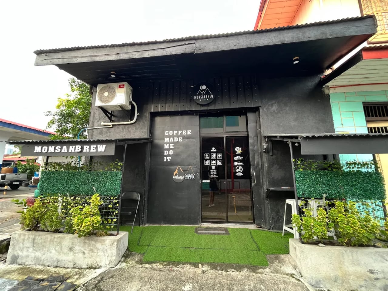 C:\Users\hilbe\OneDrive\Desktop\PH WEBSITE COMPANY\Marinduque Guide\Marinduque Guide\Attraction Images\Additional\Monsan Brew — monsanbrew