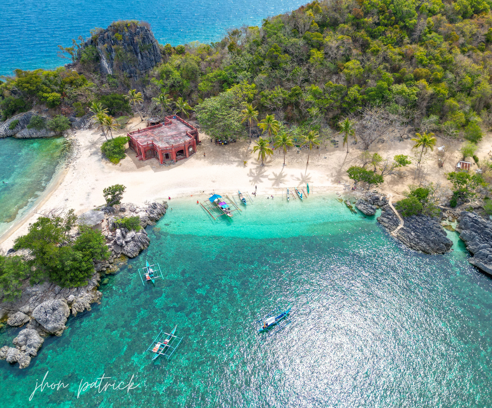 Natangco White Beach in Mogpog, Marinduque