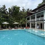 Islas Moriones Beach Resort